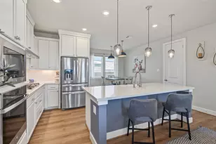 9402 Dearborn Creek Dr, Cypress, TX 77433 - Photo 16