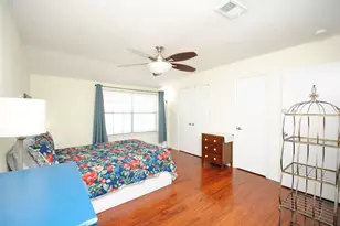 12739 Huntingwick Dr, Houston, TX 77024 - Photo 16