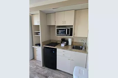 5220 Seawall Boulevard #532D, Galveston, TX 77551 - Photo 8