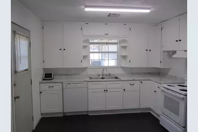 1310 16th Street, Huntsville, TX 77340 - Photo 20