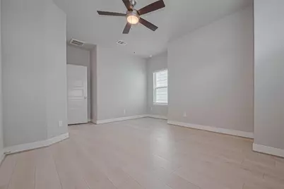 8933 Grovner Place, Houston, TX 77055 - Photo 38