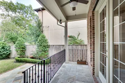 4324 Ione Street, Bellaire, TX 77401 - Photo 32