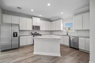 14002 Starboard Reach Dr, Texas City, TX 77510 - Photo 4