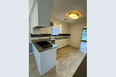 426 Shadow Creek Drive, El Lago, TX 77586 - Photo 18