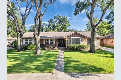 426 Shadow Creek Drive, El Lago, TX 77586 - Photo 1