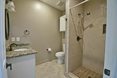 536 Columbia #A, Houston, TX 77007 - Photo 12