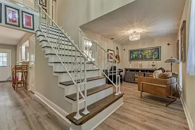 9 Pineash Court, The Woodlands, TX 77381 - Photo 6