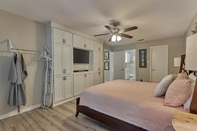 9 Pineash Court, The Woodlands, TX 77381 - Photo 24