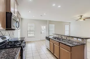 25243 Saddlebrook Ranch Dr, Tomball, TX 77375 - Photo 4