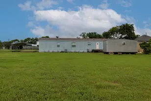 958 Wightman St, Matagorda, TX 77414 - Photo 38