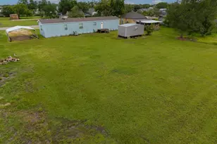 958 Wightman St, Matagorda, TX 77414 - Photo 40