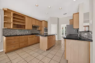 2726 Martinec Dr, Pearland, TX 77584 - Photo 12