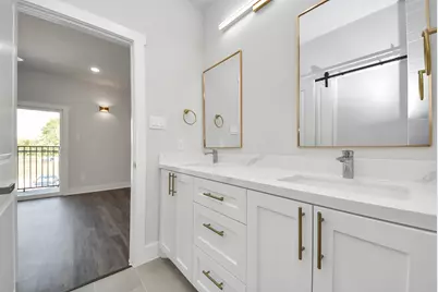 1110 E Main Street, La Porte, TX 77571 - Photo 40