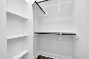 1110 E Main St, La Porte, TX 77571 - Photo 30