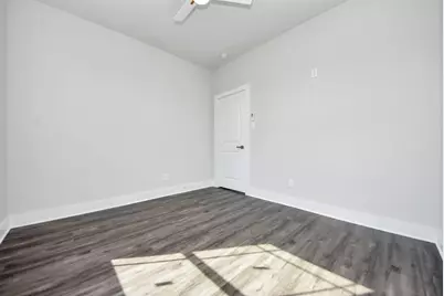 1110 E Main Street, La Porte, TX 77571 - Photo 26