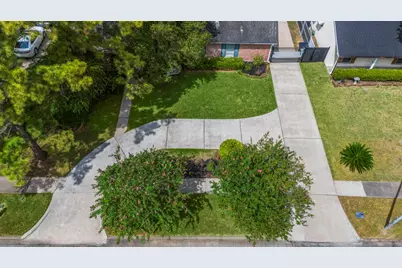 6102 Redding Road, Houston, TX 77036 - Photo 2