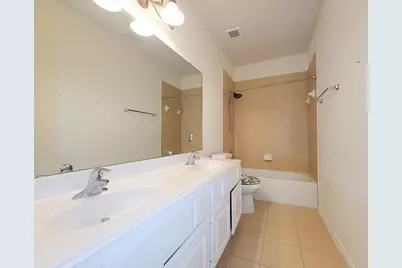 13935 Charterhouse Way, Sugar Land, TX 77498 - Photo 32