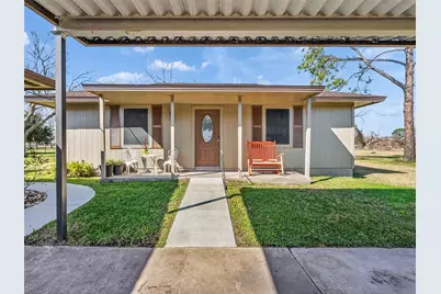 1348 Gifford Road, Angleton, TX 77515 - Photo 2