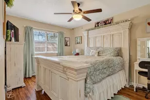 1348 Gifford Rd, Angleton, TX 77515 - Photo 10