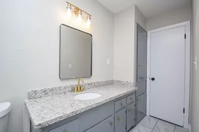 1202 Dwinnell Street, Baytown, TX 77520 - Photo 4