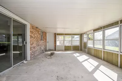 1202 Dwinnell Street, Baytown, TX 77520 - Photo 16