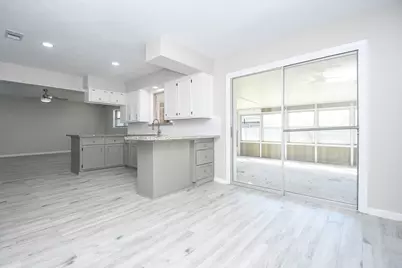 1202 Dwinnell Street, Baytown, TX 77520 - Photo 12