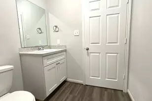 8215 Gallahad St, Houston, TX 77078 - Photo 16