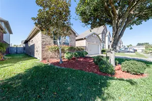 8814 Cedar Mound Ln, Houston, TX 77083 - Photo 2
