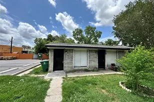 7610 Red Robin Ln, Houston, TX 77075 - Photo 10