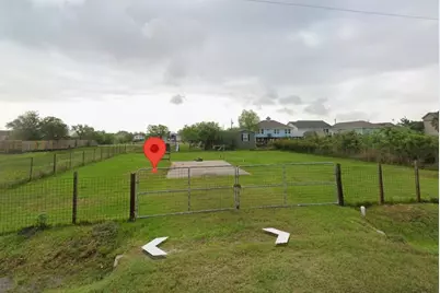 303 15th Street, Dickinson, TX 77539 - Photo 6