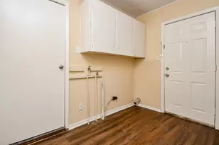 225 17th Ave N, Texas City, TX 77590 - Photo 14