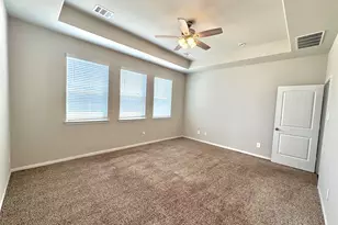 303 Black Bear Dr, Huntsville, TX 77320 - Photo 16
