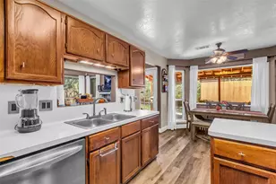 21303 Deerhaven Dr, Spring, TX 77388 - Photo 12