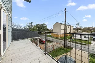 317 E 35th St, Houston, TX 77018 - Photo 14