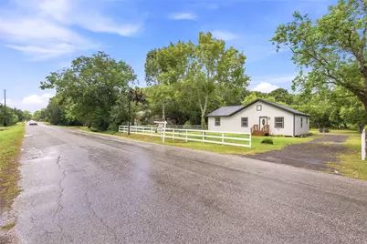 8414 Schiro Road, Hitchcock, TX 77563 - Photo 26