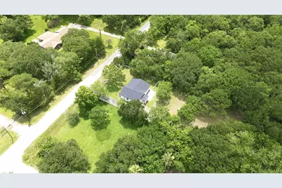 8414 Schiro Road, Hitchcock, TX 77563 - Photo 32