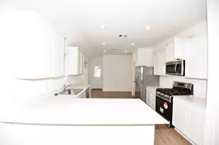 21562 Casavatore Dr, New Caney, TX 77357 - Photo 4