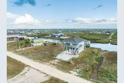 115 Albacore Street, Sargent, TX 77414 - Photo 8