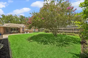 6735 Lindyann Ln, Houston, TX 77008 - Photo 28