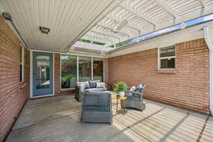 6735 Lindyann Ln, Houston, TX 77008 - Photo 24