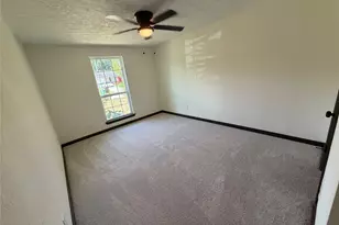 3915 Heatherbrook Dr, Houston, TX 77045 - Photo 20