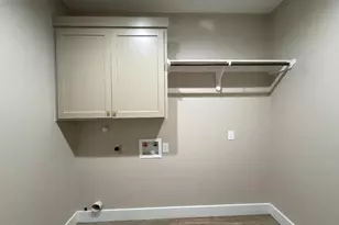 5680 Essie Ln, Beaumont, TX 77713 - Photo 12