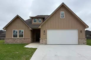 5680 Essie Ln, Beaumont, TX 77713 - Photo 1
