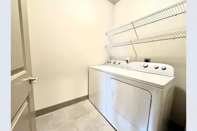 2033 S Gessner Road #2105, Houston, TX 77063 - Photo 12