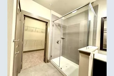 2033 S Gessner Road #2105, Houston, TX 77063 - Photo 14