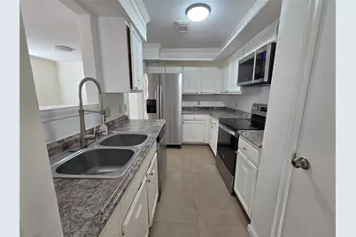 1919 Place Rebecca Lane #H8, Houston, TX 77090 - Photo 4