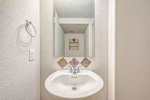 2337 Mayfield Trail Ct, League City, TX 77573 - Photo 10