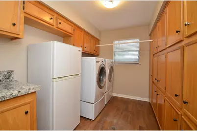 12310 Burgoyne Drive, Houston, TX 77077 - Photo 22