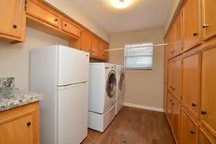12310 Burgoyne Dr, Houston, TX 77077 - Photo 22