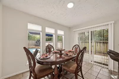 92 S Waxberry Road, The Woodlands, TX 77381 - Photo 16